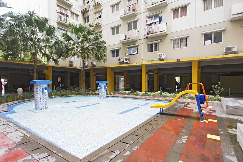 Reddoorz Apartment @ Pulo Gadung Джакарта Экстерьер фото
