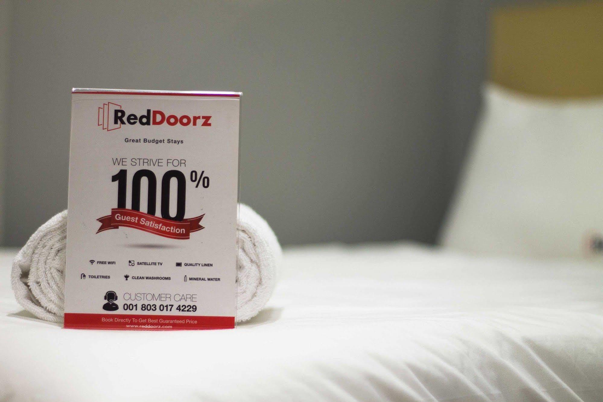 Reddoorz Apartment @ Pulo Gadung Джакарта Экстерьер фото